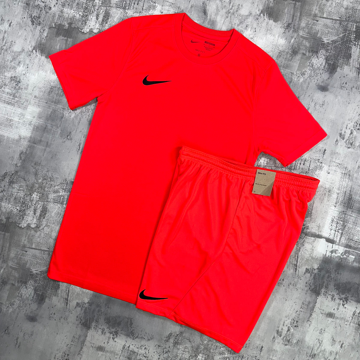Nike Dri Fit set Crimson t shirt shorts The Tech Club