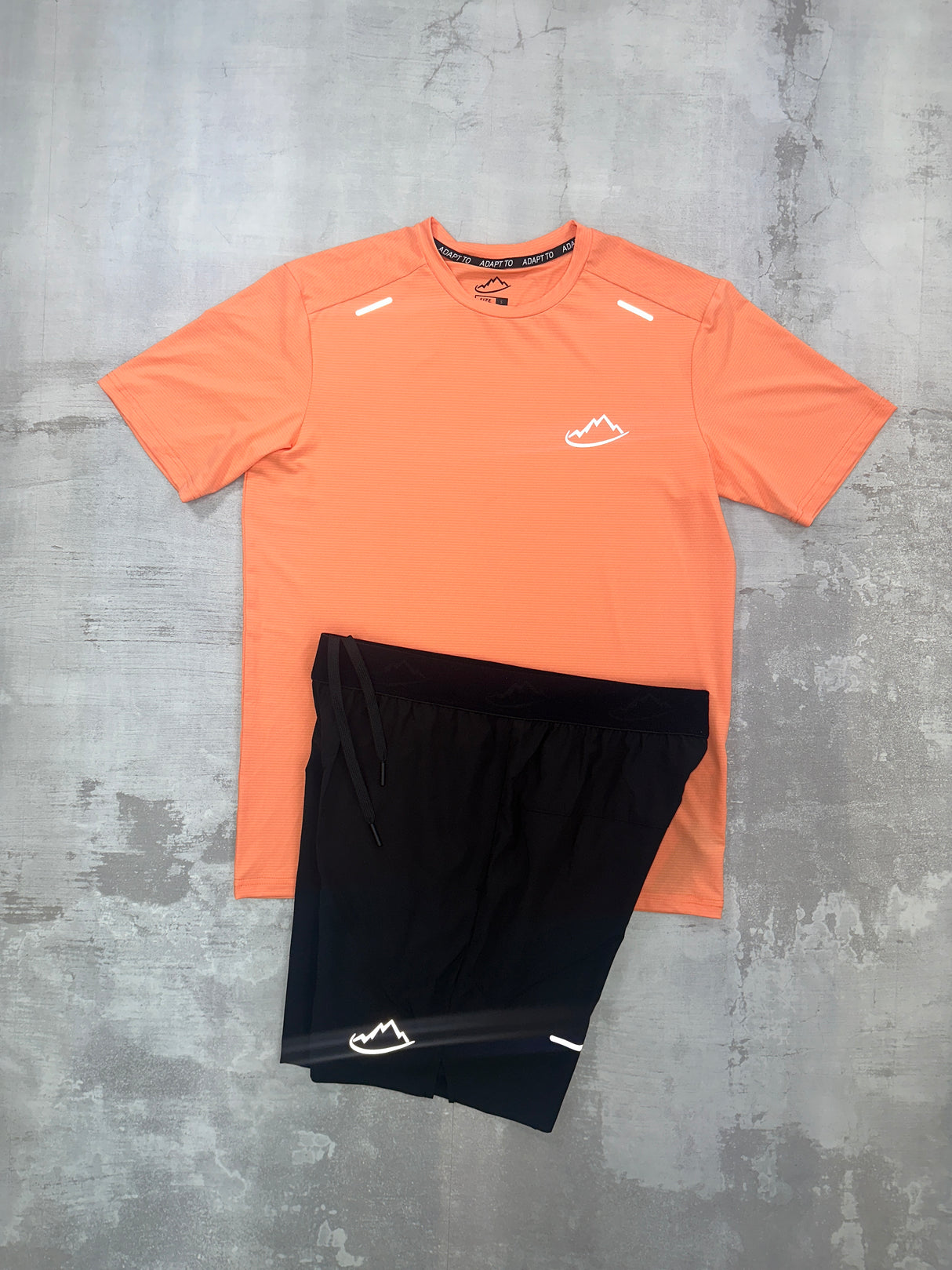 Adapt To Kinetic Set Orange - T-Shirt & Shorts