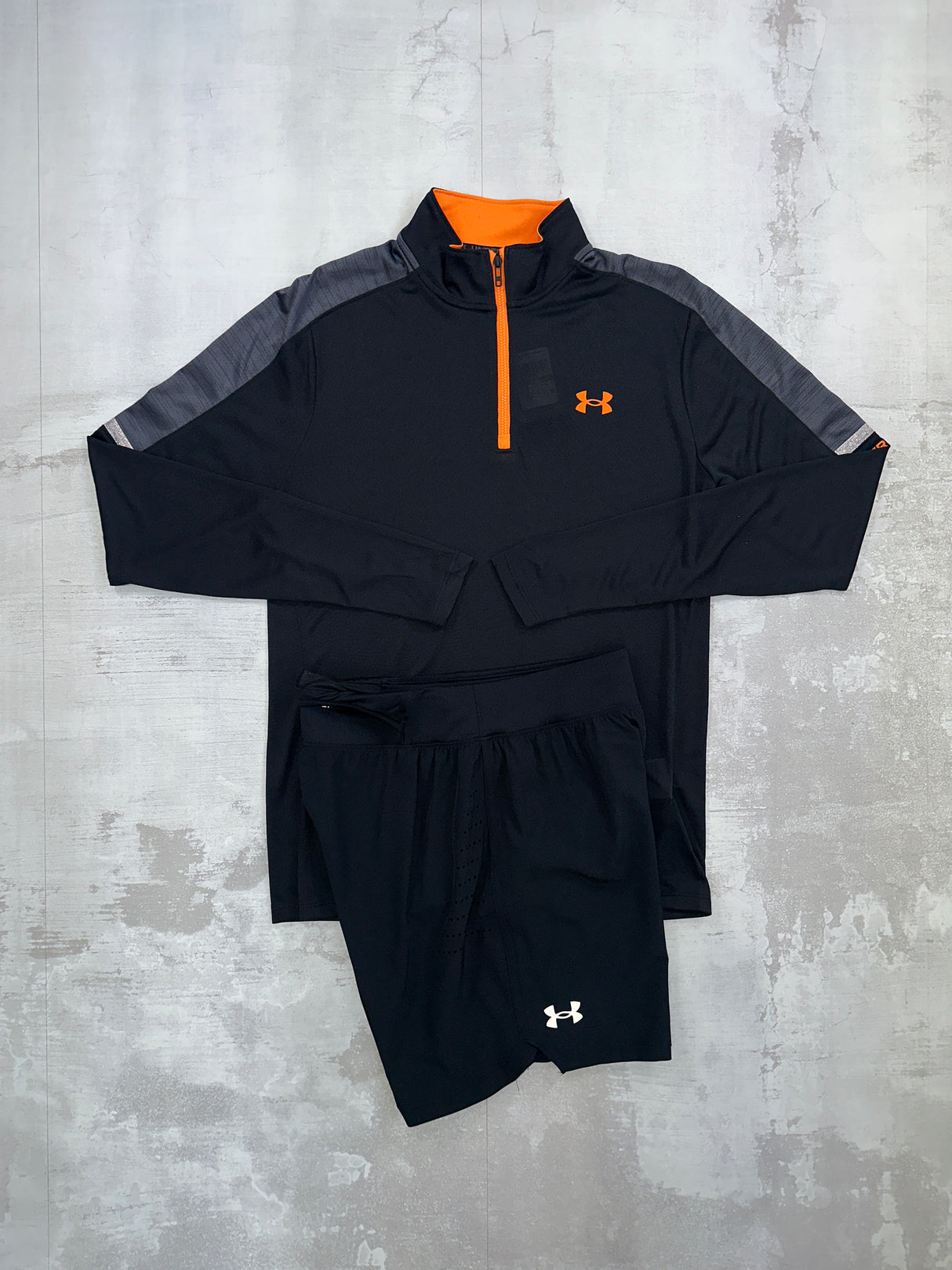 Under Armour Utility set Black / Orange - 1/2 zip and shorts