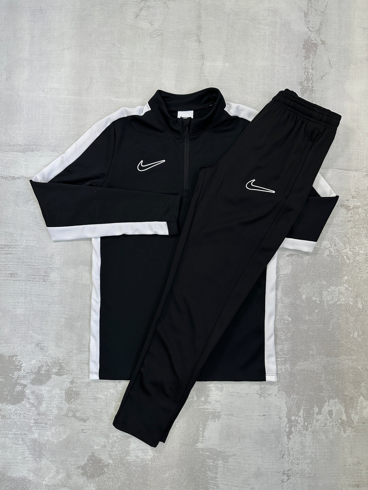 Nike Junior Academy set Black - 1/2 Zip & Trousers