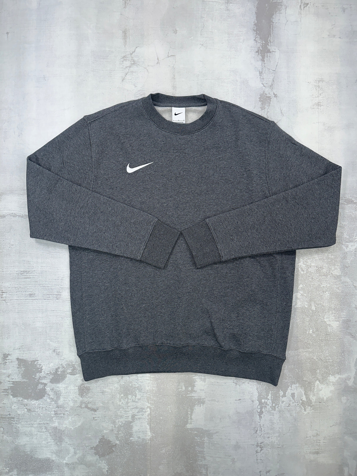 Nike Club Crewneck Dark grey