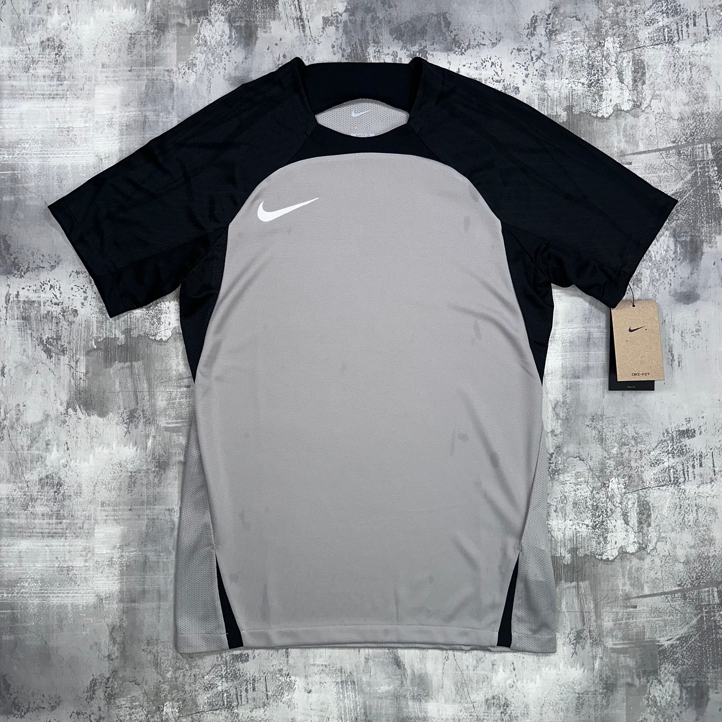 Nike strike tshirt GREY