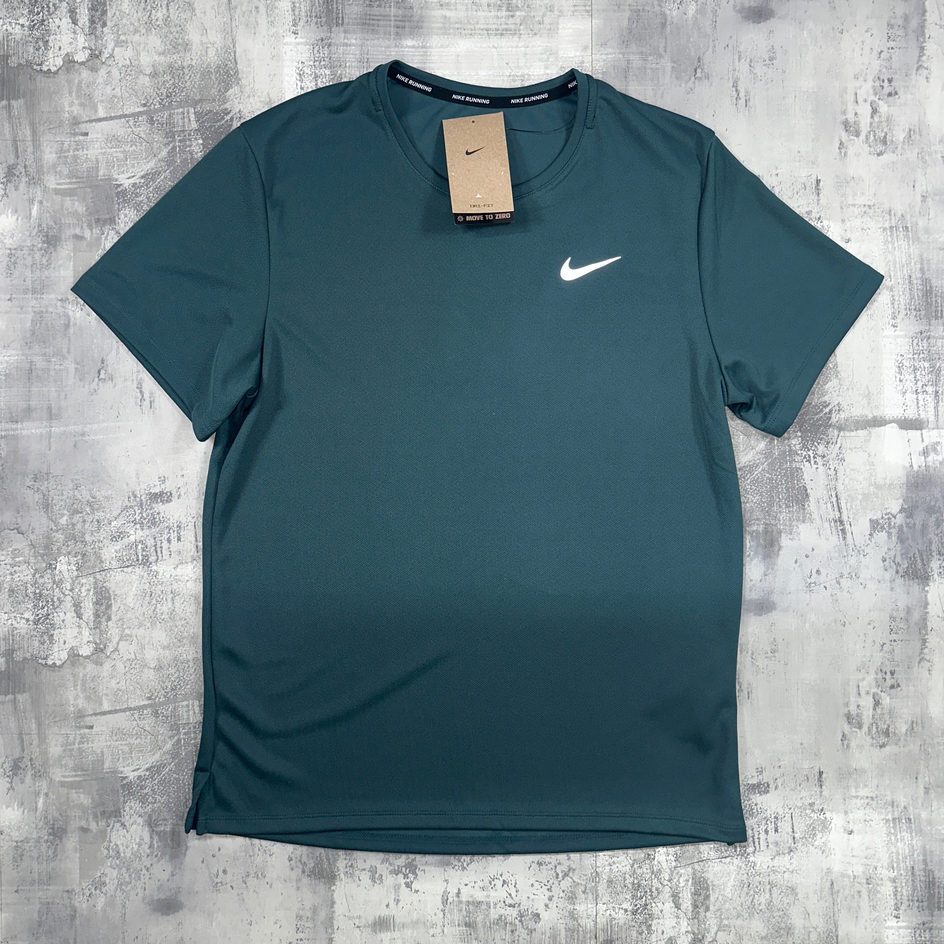 Nike miler t-shirt Jungle Green
