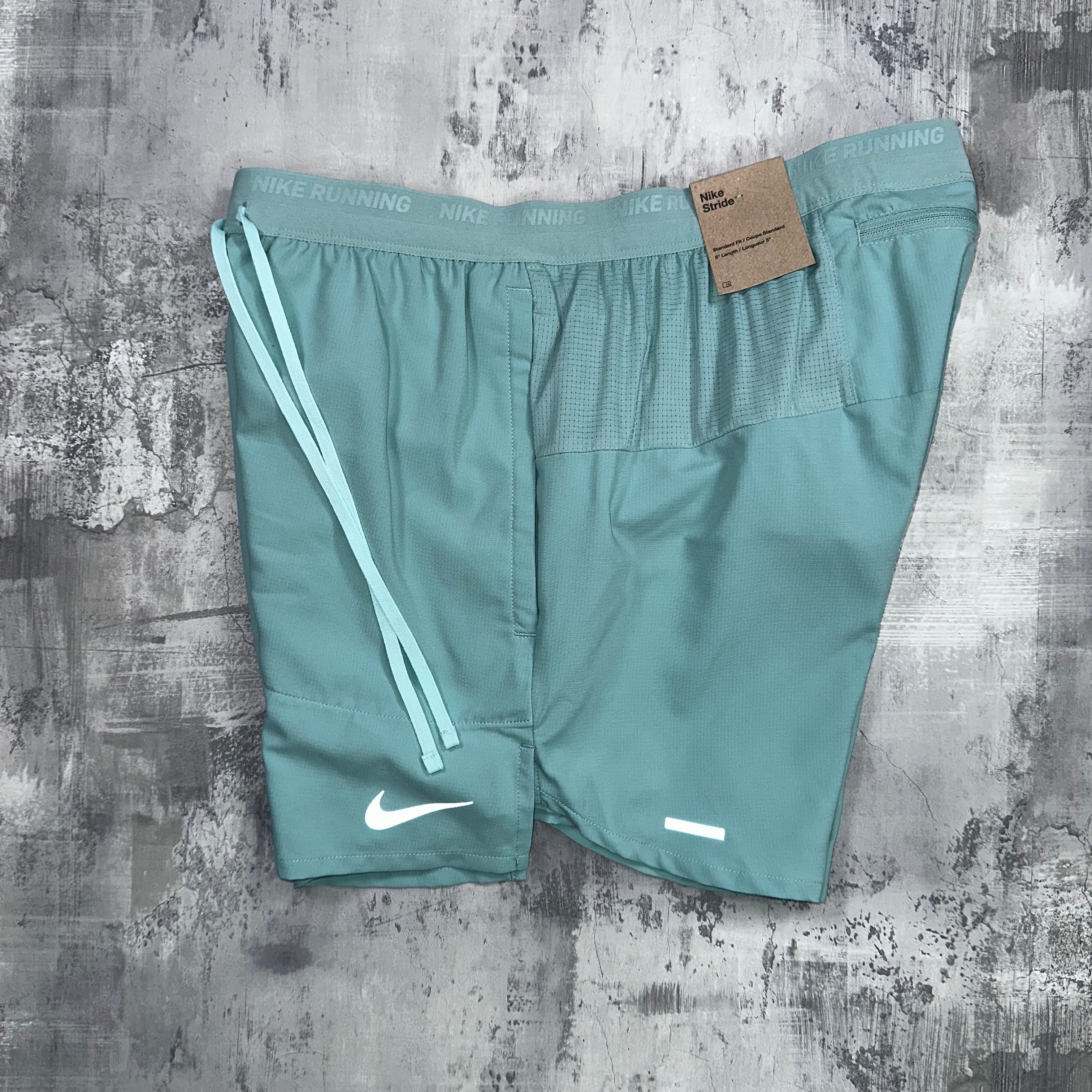 Nike Dri-FIT stride shorts Mineral