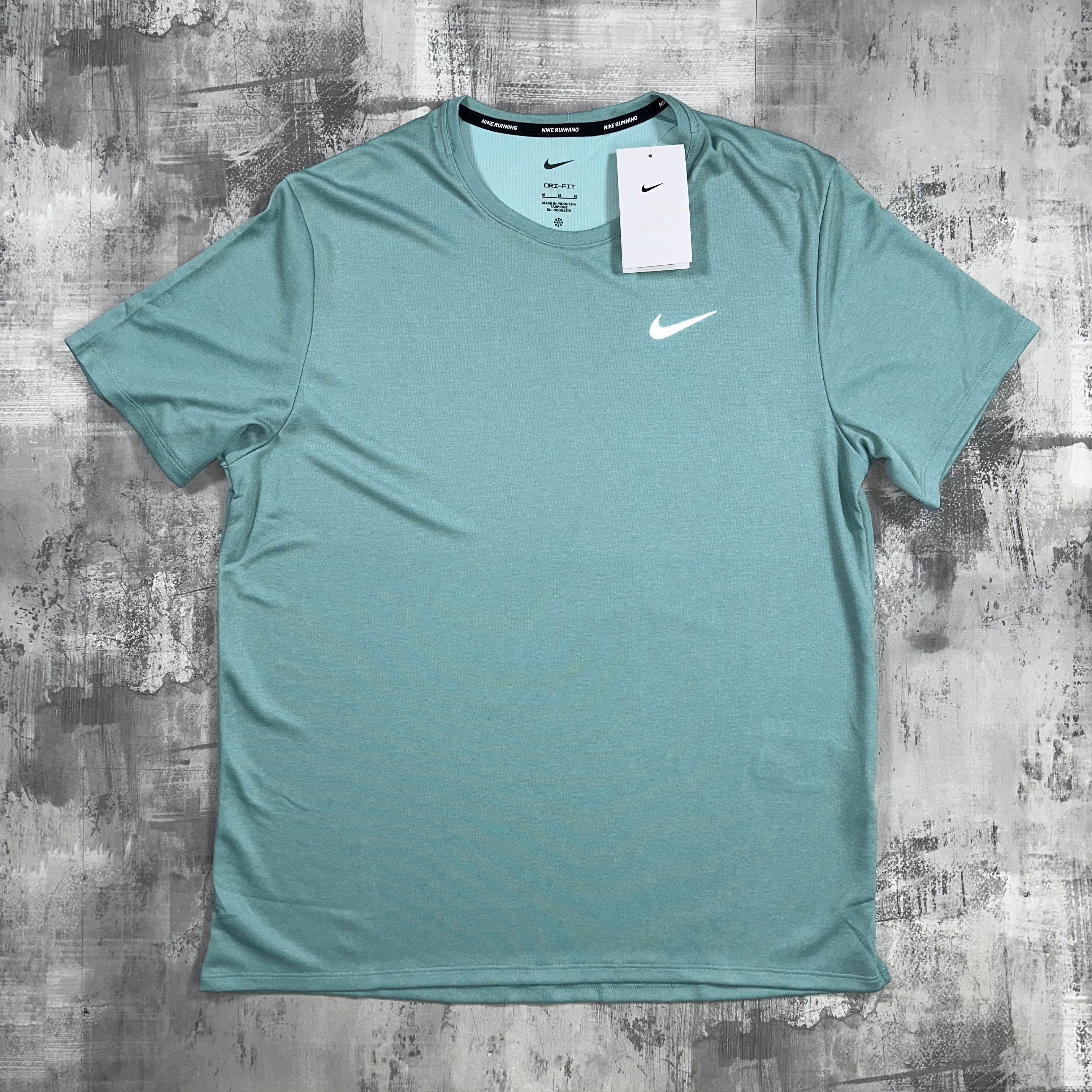 Nike miler t-shirt Mineral