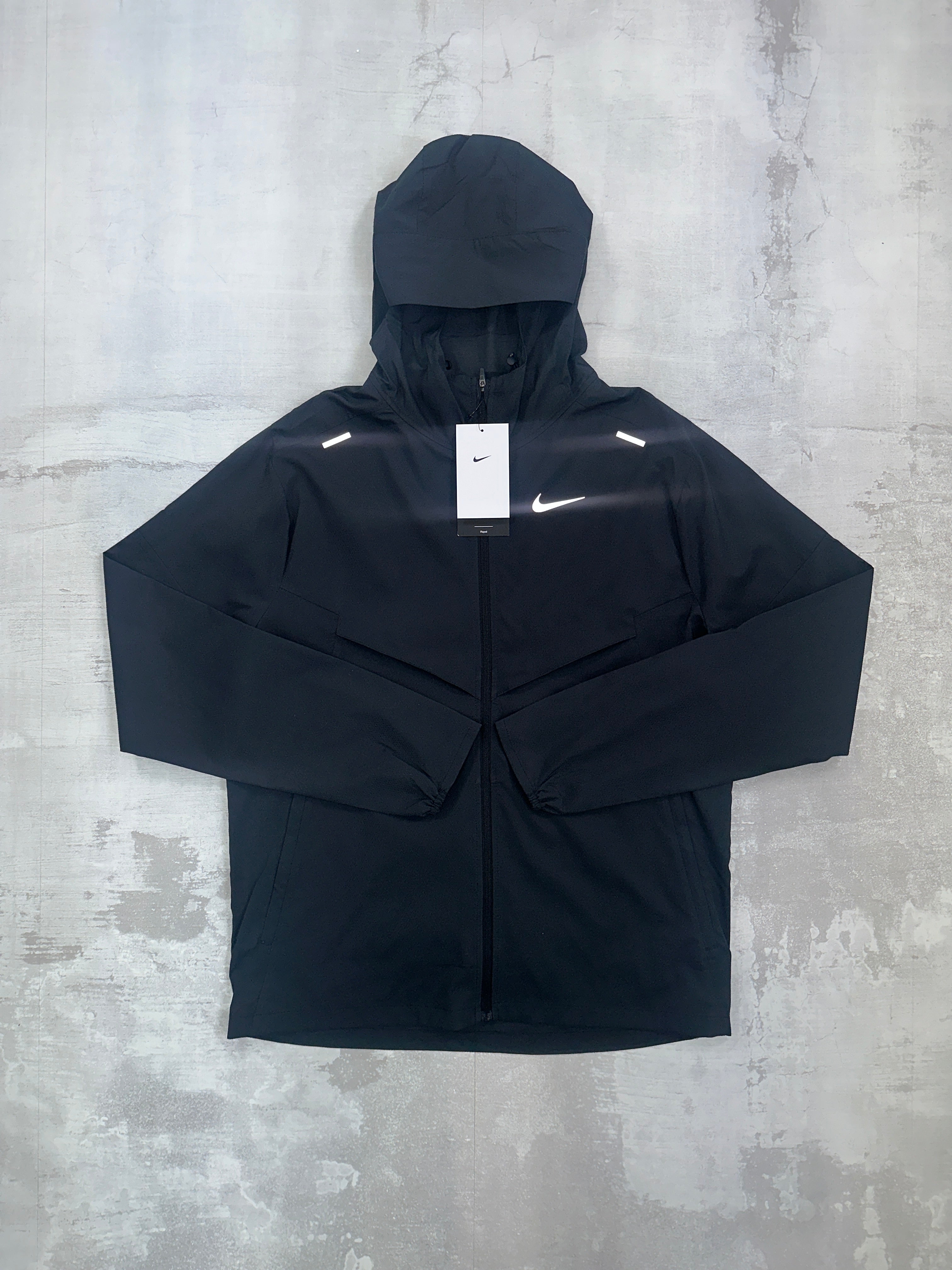 nike windrunner blackout
