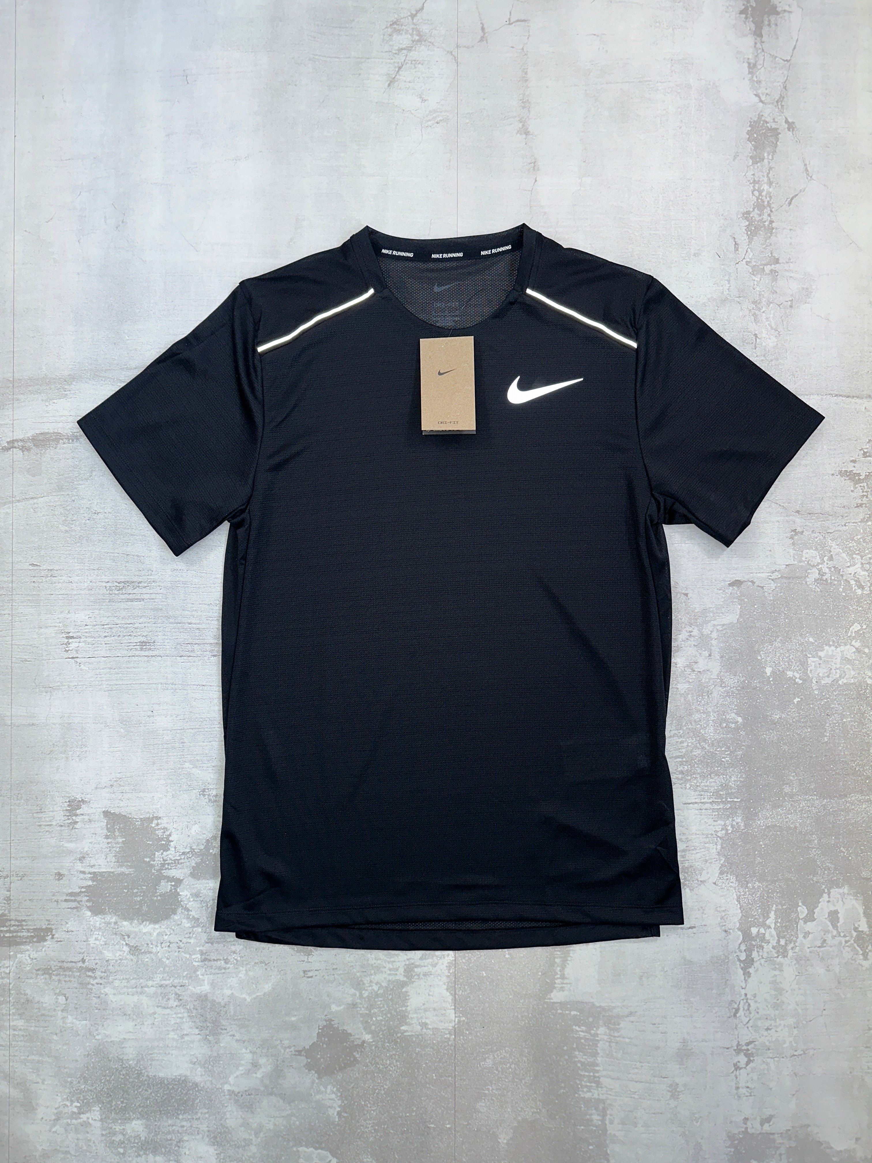 nike miler graphic t shirt