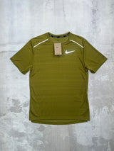 Nike Miler t-shirt Moss