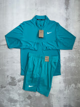 Nike Pacer set Aqua - 1/2 zip & shorts
