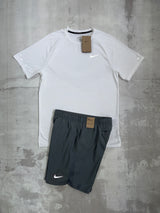 Nike ADV stride set White - t-shirt and shorts