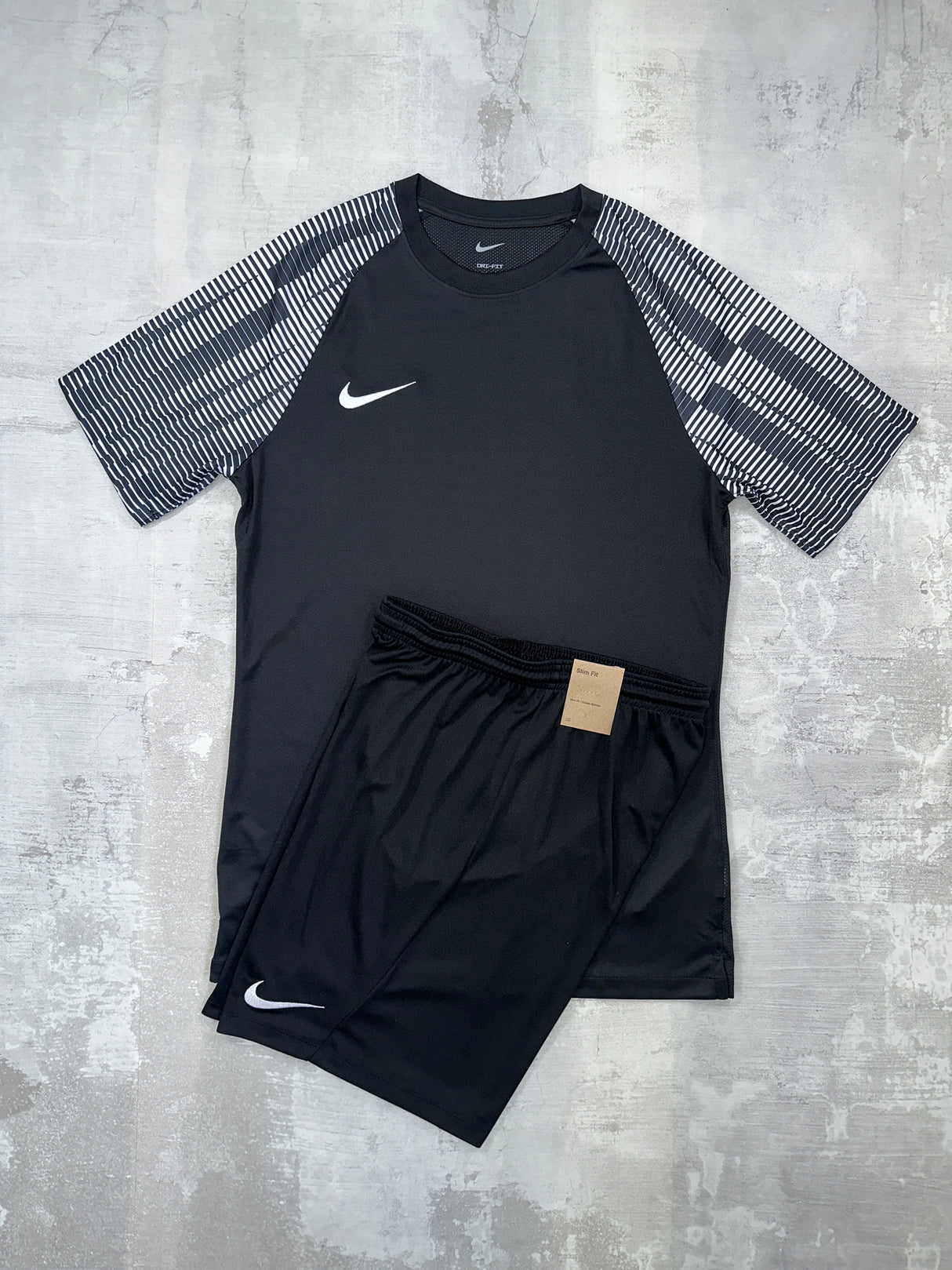 Nike Junior Academy Pro Set Black - T-Shirt & Shorts