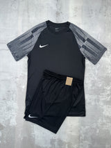 Nike Junior Academy Pro Set Black - T-Shirt & Shorts
