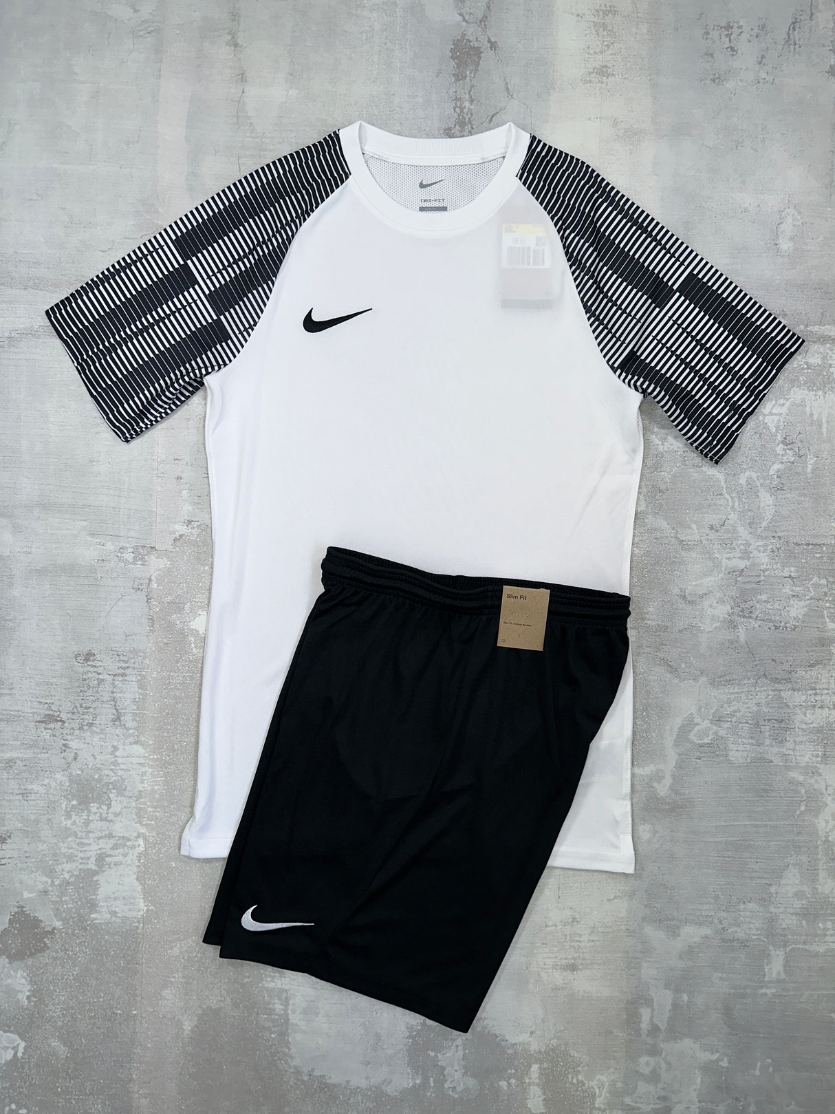 Nike Junior Academy Pro Set White - T-Shirt & Shorts