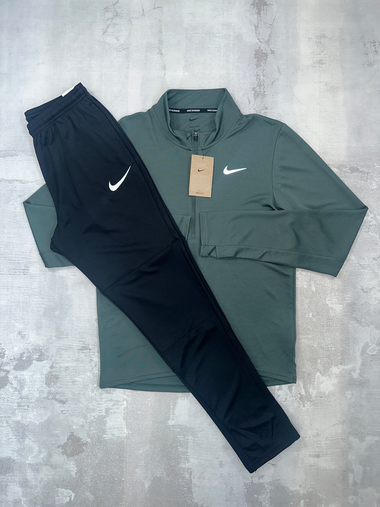 Nike Dri-Fit Pacer set Forest Green - 1/2 zip & trousers