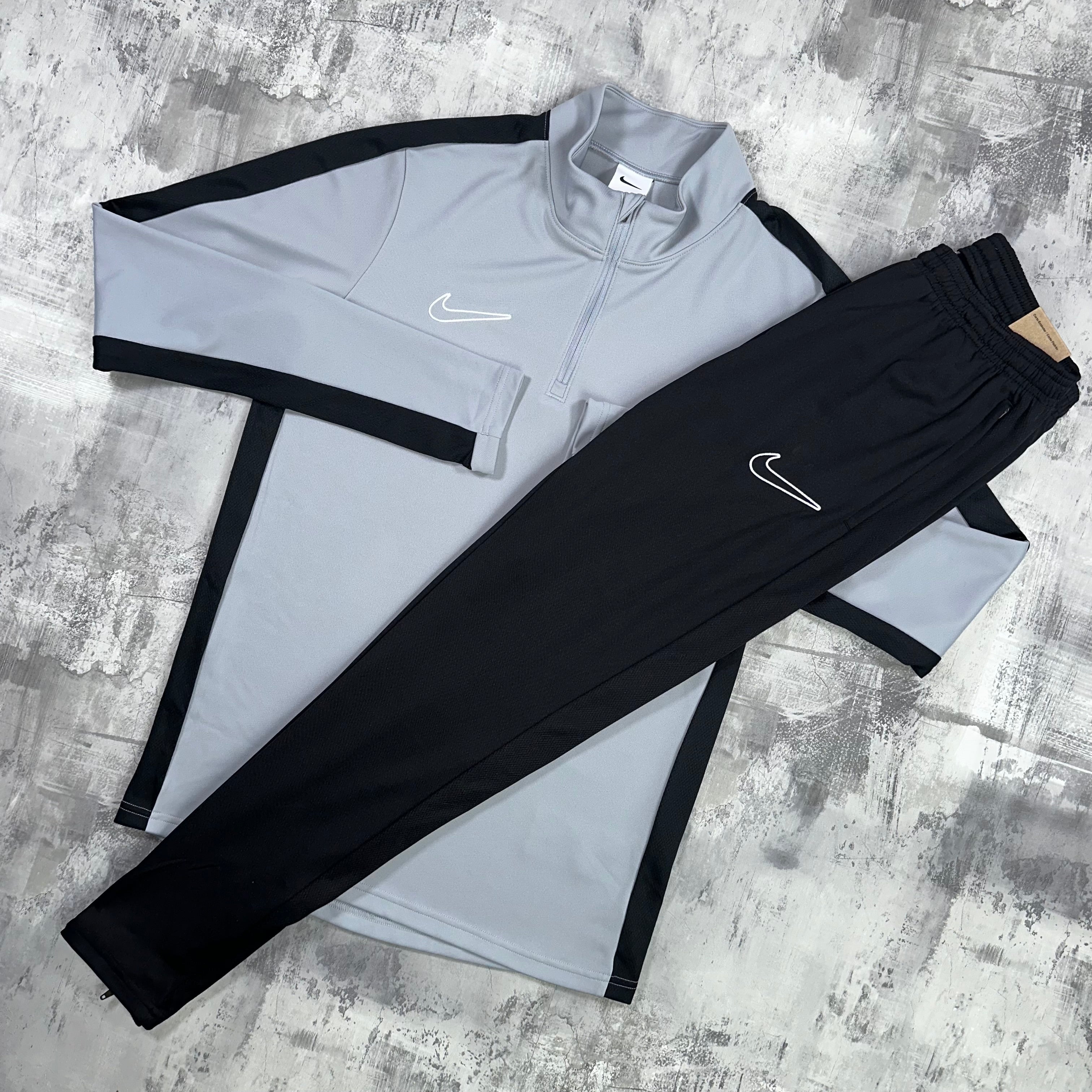 Nike Drill set Grey - 1/2 zip & trousers