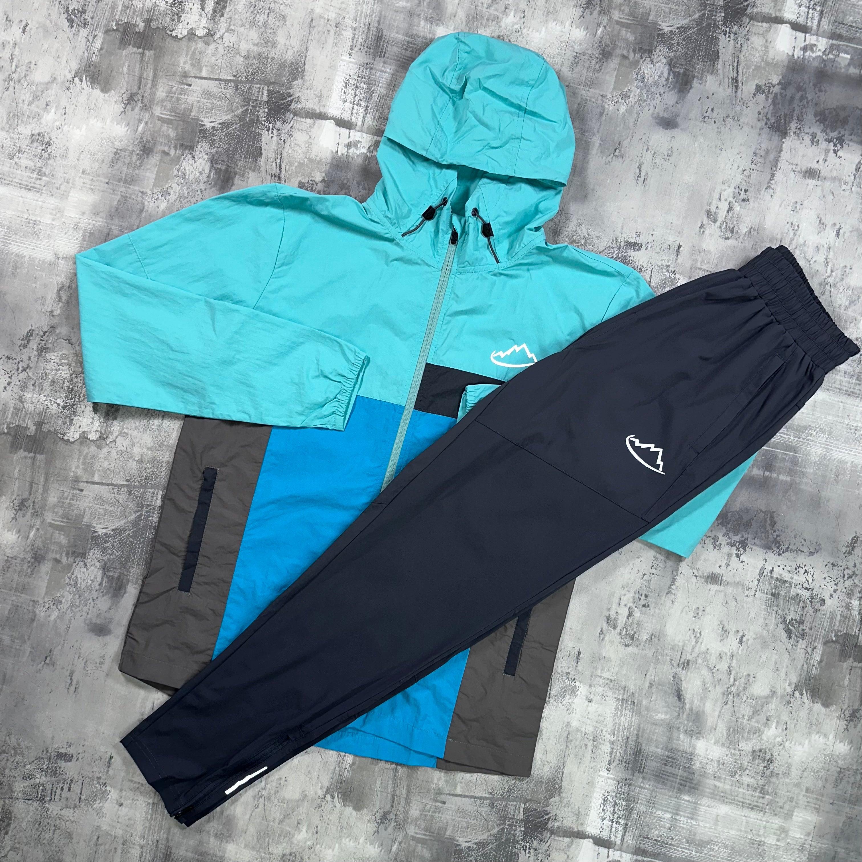 Adapt To Panel set Sky Blue - Jacket & Trousers