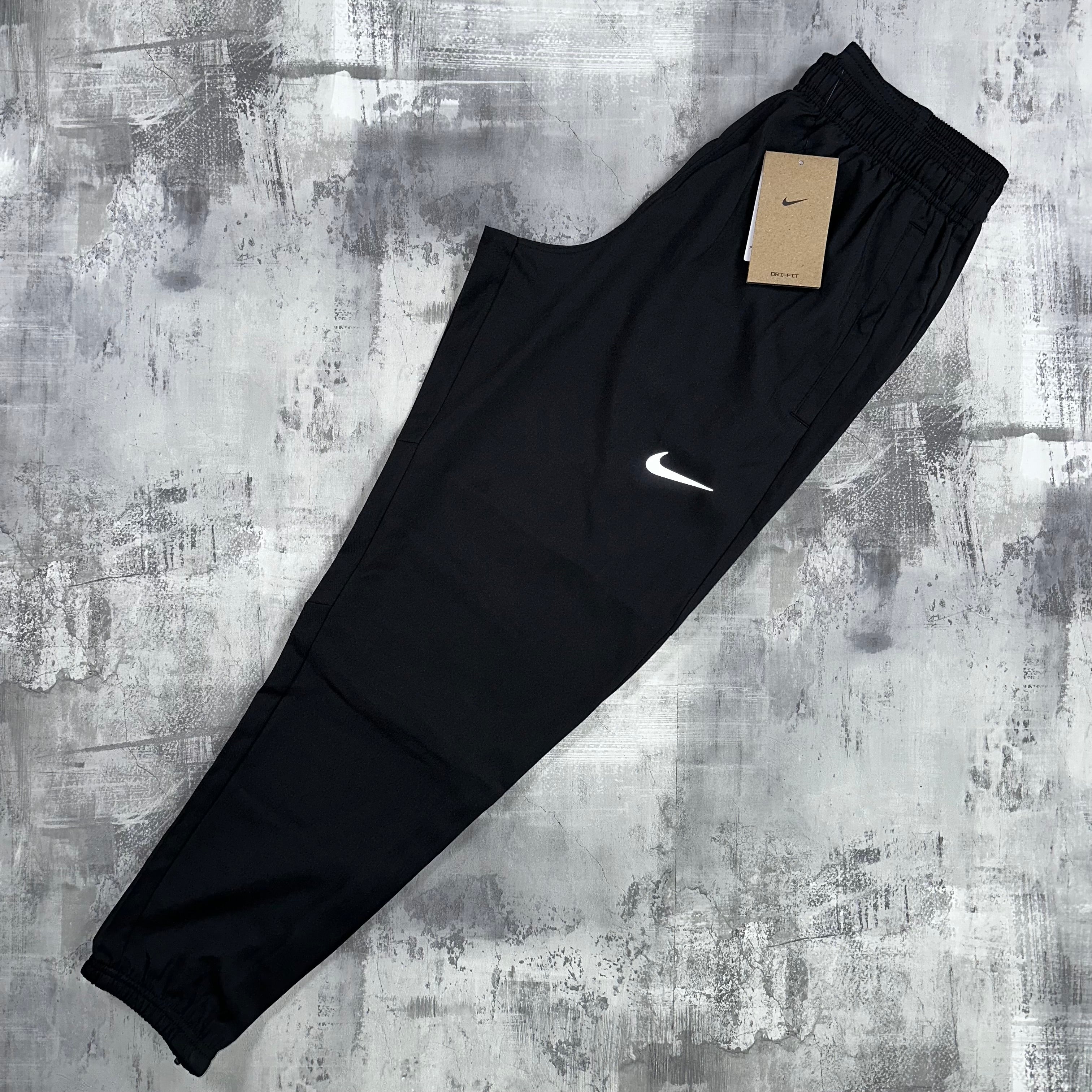 Nike Dri-Fit Challenger Trousers Black