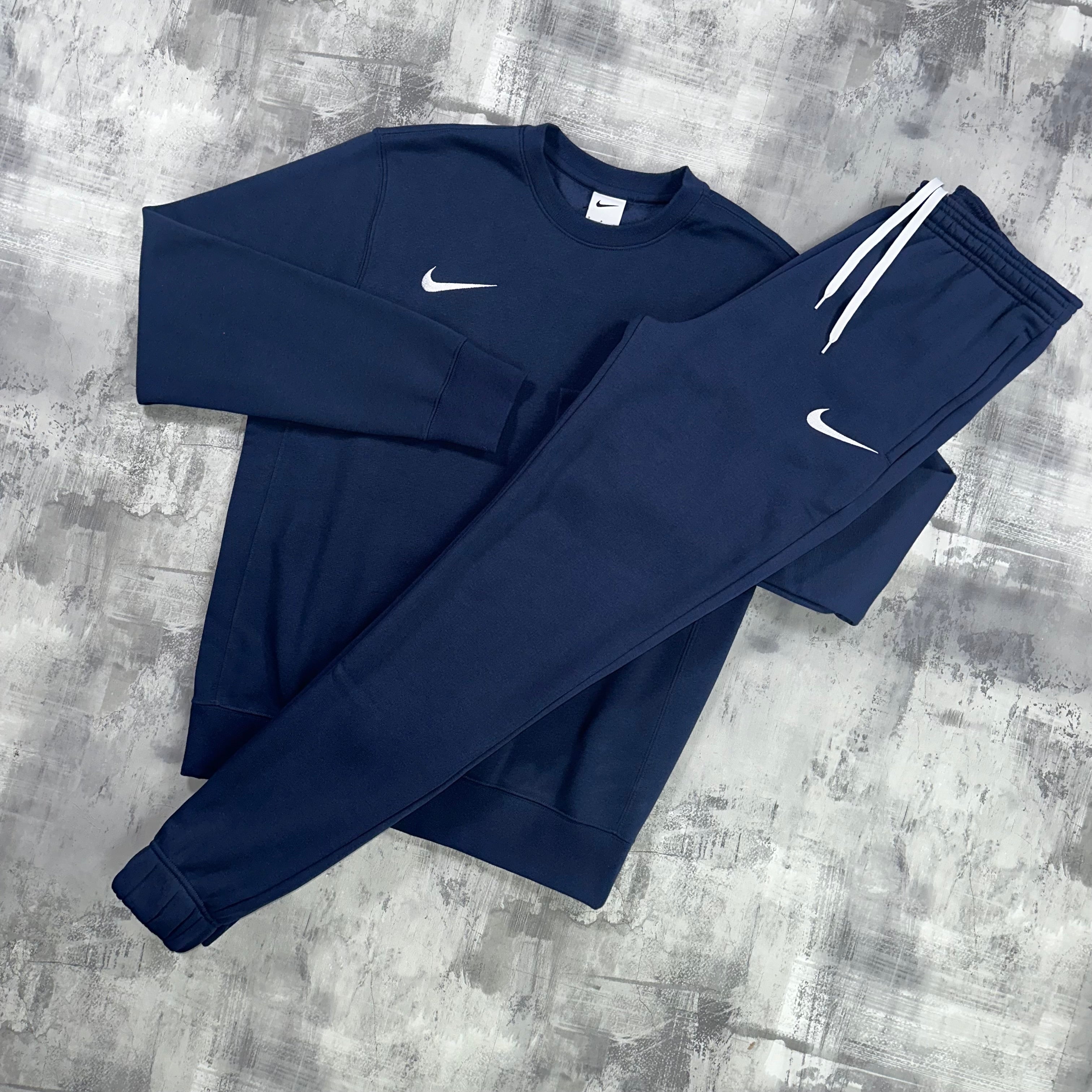 Nike club set Navy - Crewneck & Trousers